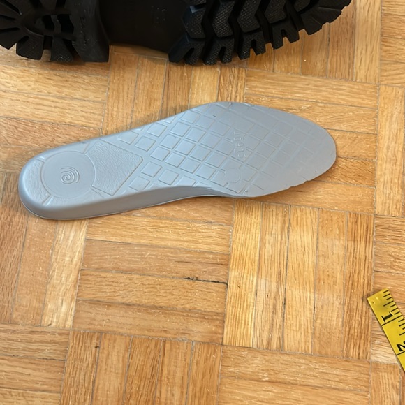 Pons Quintana NWOT - Picture 8 of 14